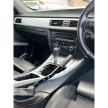 Right-hand drive BMW E90-E93 installation detail